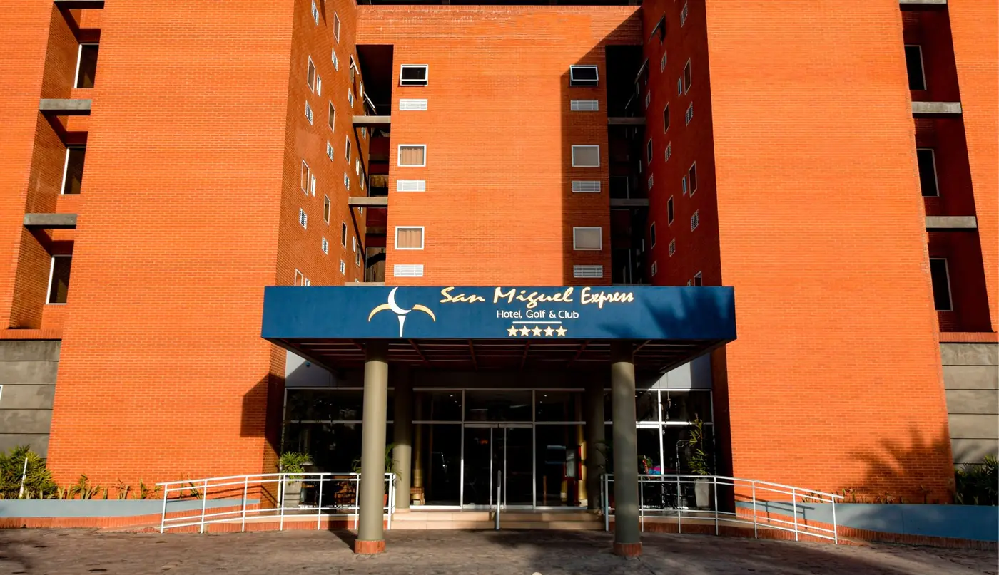 Entrada Torre Express